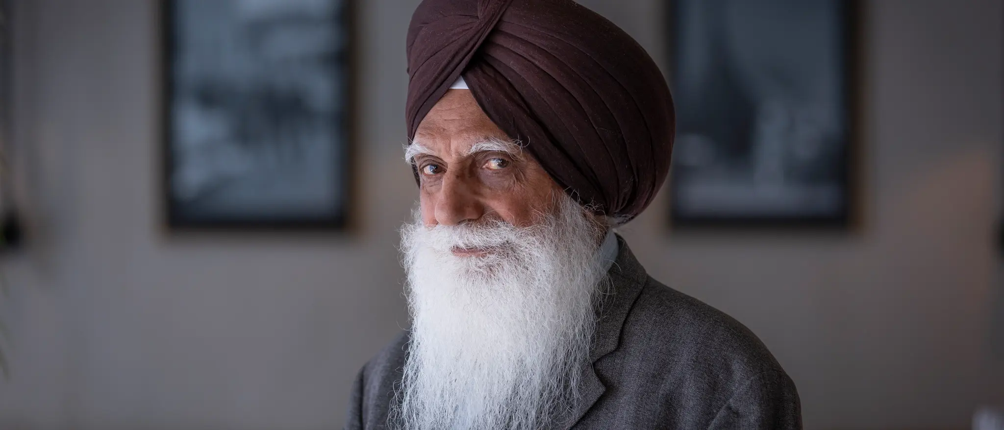 Gurdial Singh (79) er mannen «alle» vil ta bilde med